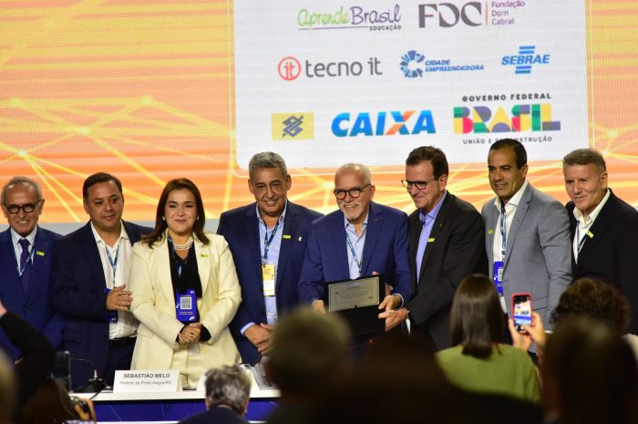 Adriane Lopes é eleita 3ª vice-presidente da FNP e fortalece protagonismo feminino entre prefeitos do Brasil