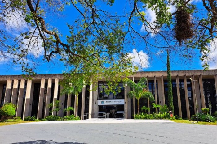 Agenda Solenidade, sessões e reuniões estão previstas para o início de maio