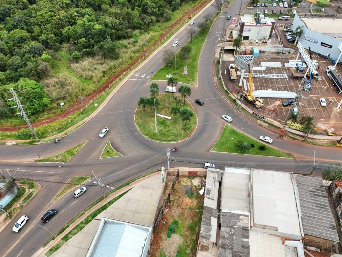 Agetran orienta motoristas sobre rotas alternativas durante obras na Euler