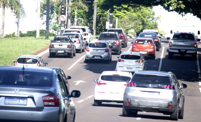 Agosto é mês de licenciar veículos com placas terminadas em 7 e 8