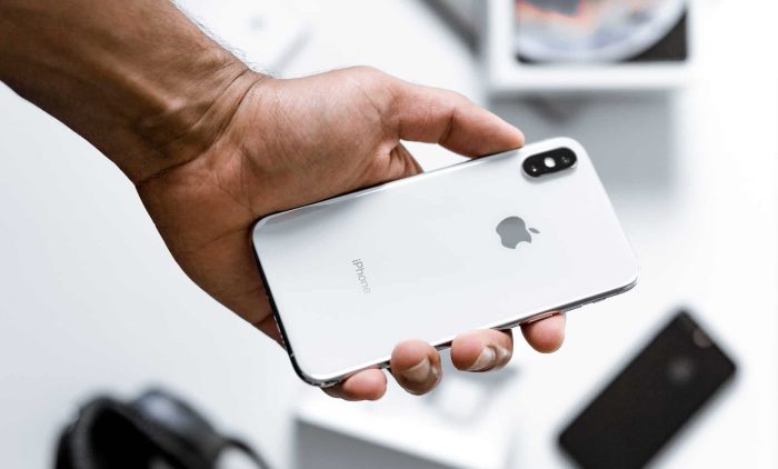 Apple-iPhone-foto-Kevin-Bhagat-Unsplash