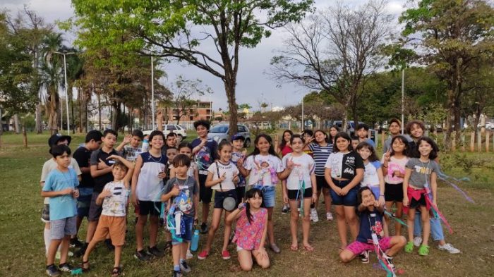 Brincadeiras e muita diversão marcam projeto férias na biblioteca do horto
