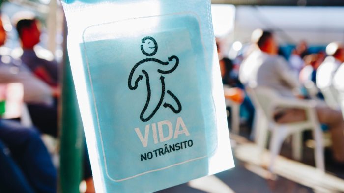 Campanha Maio Amarelo 2026 destaca empatia no trânsito