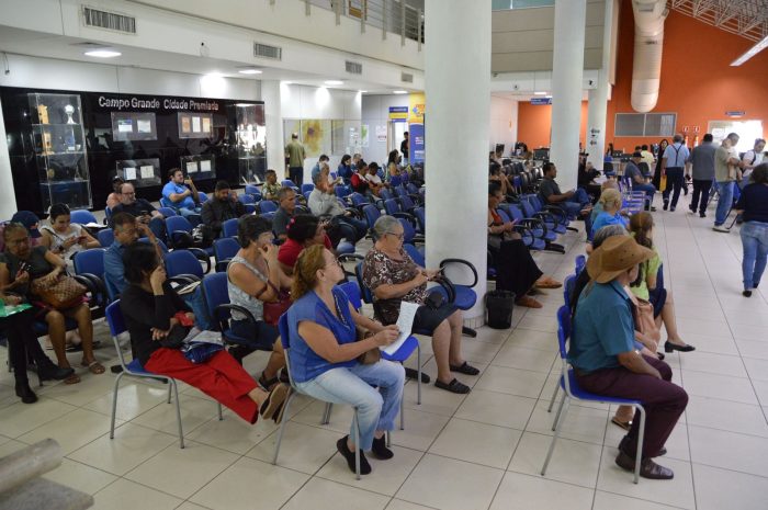 Campo-grandenses iniciam a semana com até 80% de desconto em negociações de dívidas no Refis 2025