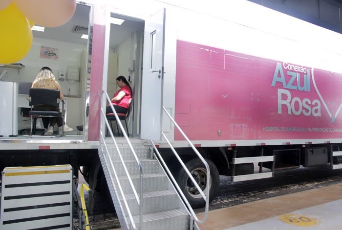Carreta do Hospital de Amor realiza exames preventivos de mama no Detran-MS