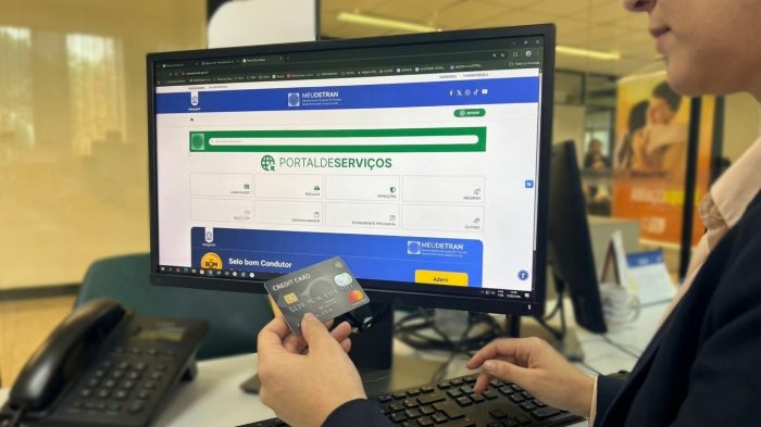 Cidadão já pode parcelar serviços de habilitação diretamente no portal Meu Detran