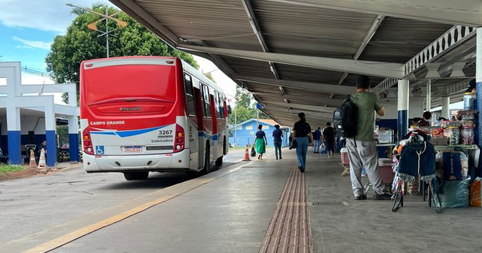 Confira o esquema especial para o transporte coletivo nesta terça-feira de Carnaval