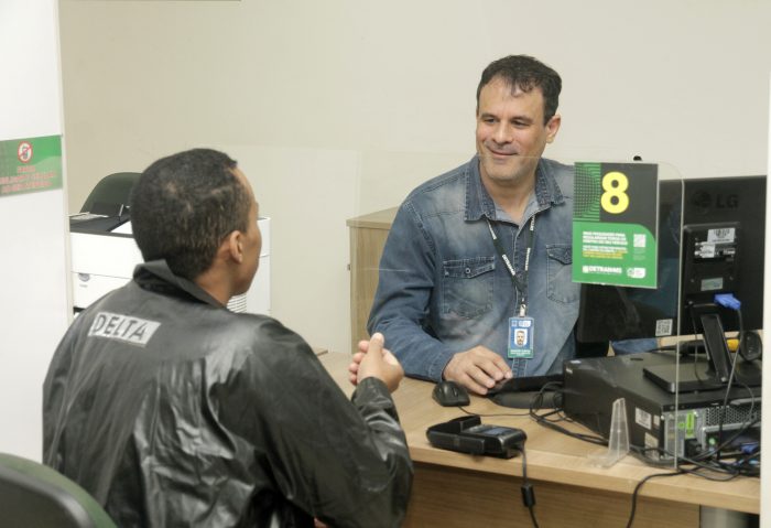 Dia do Servidor o contato humano que faz diferença na rotina de atendimento ao público no Detran-MS