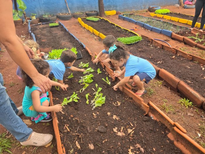 FAC Sustentável leva educação ambiental e hortas a escolas de Campo Grande