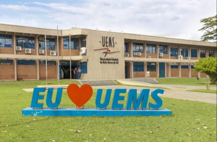 FACHADA-UEMS
