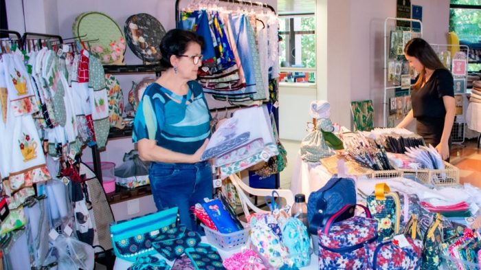 Feira no TCE-MS tem opções de presentes para o Dia das Mães