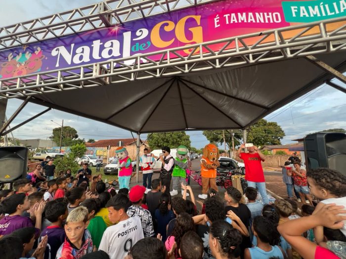 Festa da Prefeitura encanta famílias do Anhanduizinho na abertura da programação do Natal 2023