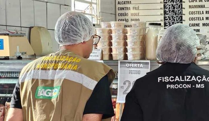 Fiscalização do Procon com a Iagro descarta mais de 618 quilos de carnes em Campo Grande
