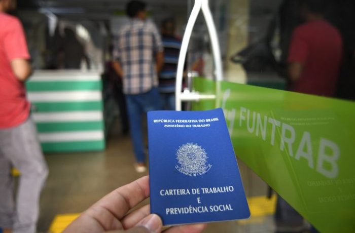 Funtrab-Carteira-de-Trabalho-Foto-Bruno-Rezende