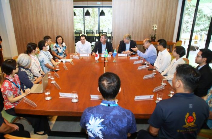 Governo de MS recebe comitiva de Okinawa para estreitar laços culturais e comerciais