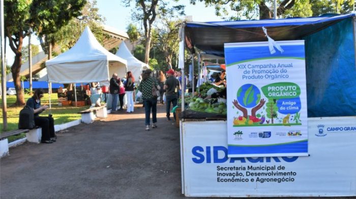 Há 14 anos em funcionamento na praça do rádio, feira agroecológica participa de ação nacional