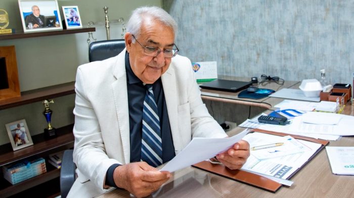 Jerson Domingos recebe reconhecimento por sua liderança no TCE-MS