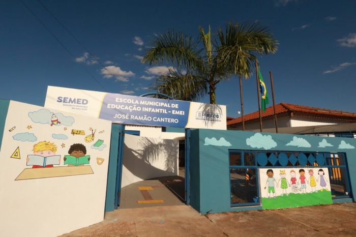 Juntos pela Escola