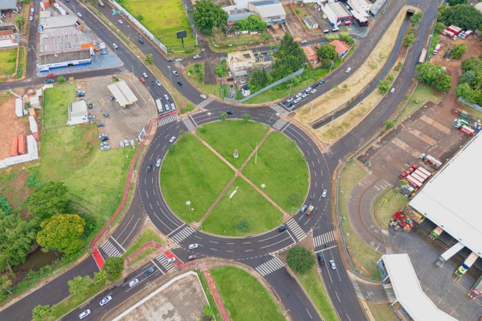 Moderno e tecnológico, viaduto estaiado marca avanço na mobilidade da Capital