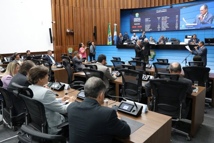Ordem do Dia Aprovada proposta que obrigada seguradora e informar motivo de negativa