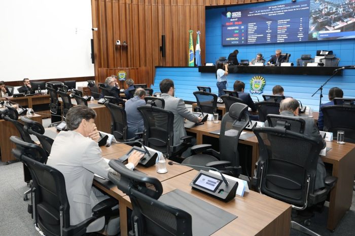Ordem do Dia Aprovado projeto que inclui Abril Verde e Amarelo em Calendário Oficial de Eventos