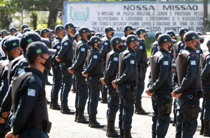 Policia-Militar-fim-de-ano-Foto-Saul-Schramm