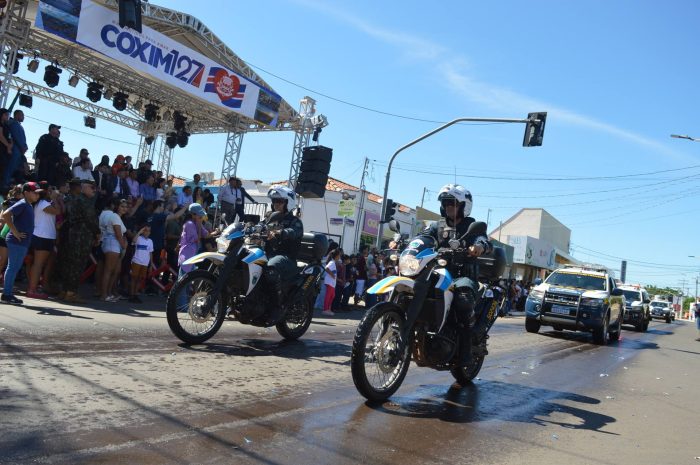 Polícia Militar participa do desfile cívico em comemoração aos 127 anos de Coxim