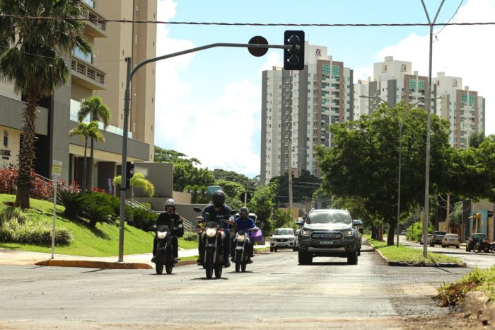 PrefCG conclui recuperação asfáltica na Av. Rachid Neder e libera tráfego