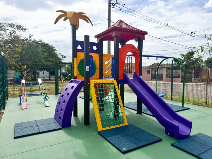 PrefCG entrega 10º parquinho infantil em parceria com MPT