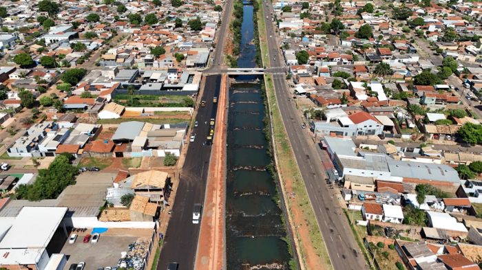 PrefCG inicia recapeamento na Avenida Ernesto Geisel