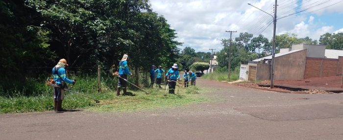 PrefCG mantém ritmo intenso com manutenção e limpeza viária