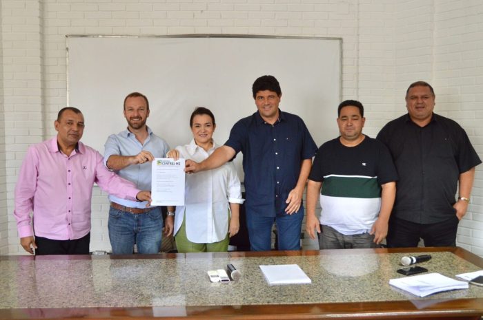 Prefeita Adriane Lopes é reeleita presidente do Consórcio Central MS para o biênio 2025-2026