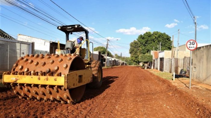 Prefeitura avança com obras de drenagem e pavimentação asfáltica no residencial oliveira