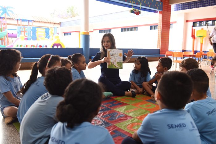 Prefeitura celebra o Dia do Professor com avanços históricos na Educação Municipal