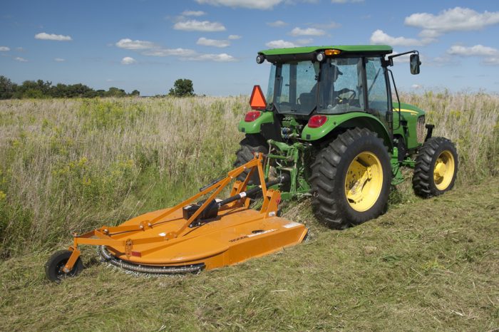 Prefeitura destina R$ 3,5 mi em máquinas para agricultura familiar