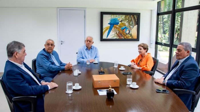 Presidente do TCE-MS recebe visita de senadora Tereza Cristina