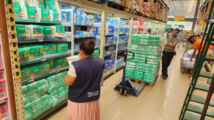 Procon Municipal encontra variação de até 79,64% nos preços das fraldas descartáveis infantis