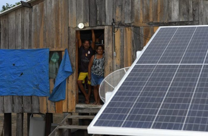Programa Ilumina Pantanal, que leva energia renovável à famílias do Estado, é premiado como boa prática nacional