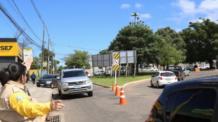 Reordenamento na Avenida Três Barras avança e trecho é liberado nesta quinta-feira