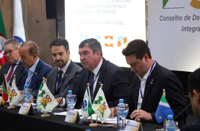 Reuniao-Plenaria-de-Governadores-e-posse-do-governador-Eduardo-Riedel-Codesul-Foto-Alvaro-Rezende