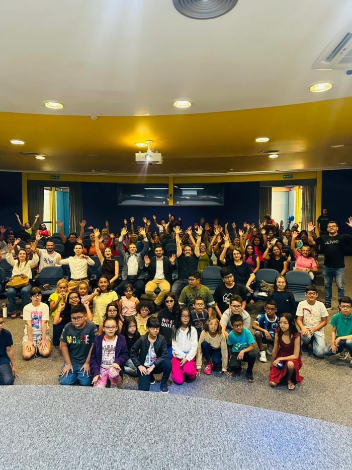 SEMED beneficia 63 estudantes com óculos do Projeto Novos Olhares
