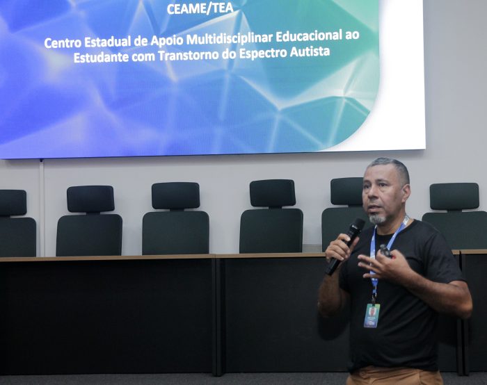 Servidores do Detran-MS participam de palestra sobre atendimento a pessoas com transtorno do espectro autista