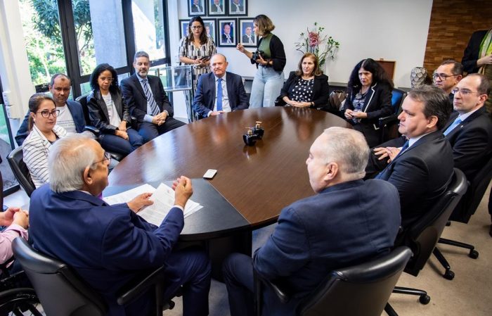 TCE-MS assina acordo de cooperação para desenvolvimento de Programa pela Primeira Infância