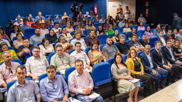 TCE-MS capacita gestores e servidores públicos municipais em oficinas temáticas