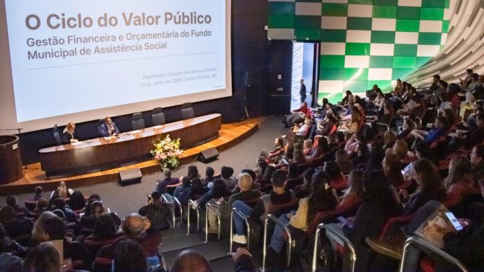 TCE-MS orienta gestores públicos sobre eficiência orçamentária na assistência social