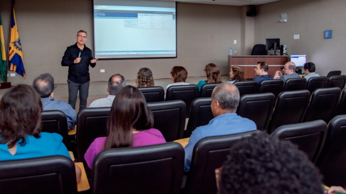 TCE-MS promove capacitação sobre e-Sfinge com especialistas do TCE-SC