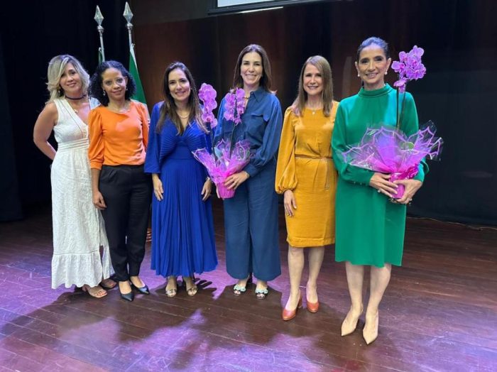 TCE prestigia lançamento do curso de pós-graduação de Direitos Humanos das Mulheres