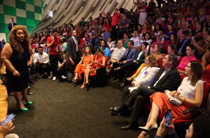Visita-da-ministra-da-mulher-Cida-Gonçalves-Foto-Álvaro-Rezende