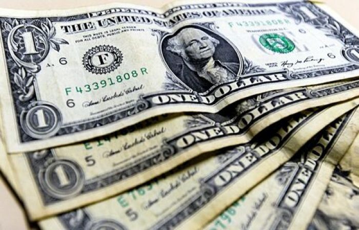 Dolar-Moeda estrangeira