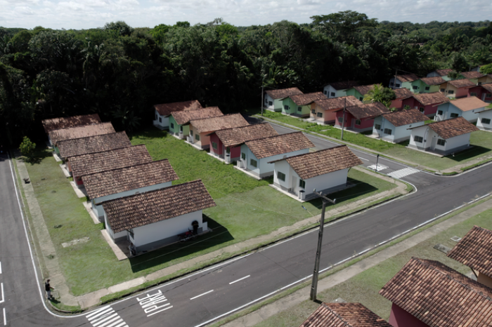 As taxas de juros oferecidas para famílias com renda de até R$ 2 mil mensais foram reduzidas em 0,25%. Foto: Ministério das Cidades